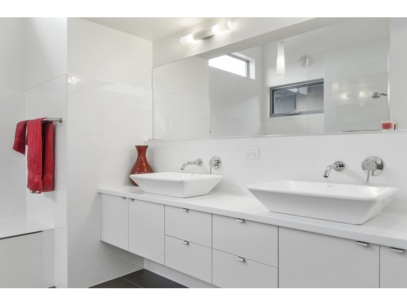 3 Greenhill Drive, Kingston TAS 7050