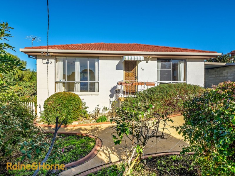 1/44 Crystal Downs Drive, Blackmans Bay TAS 7052