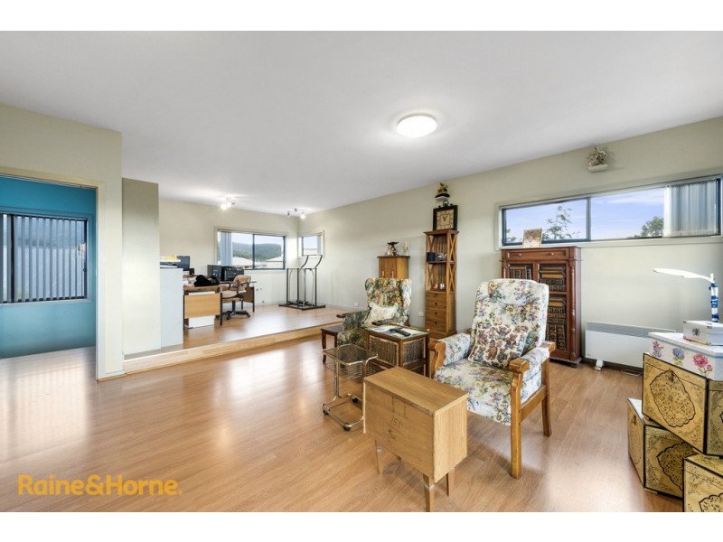 12 Adelong Drive, Kingston TAS 7050