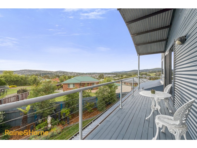 12 Adelong Drive, Kingston TAS 7050