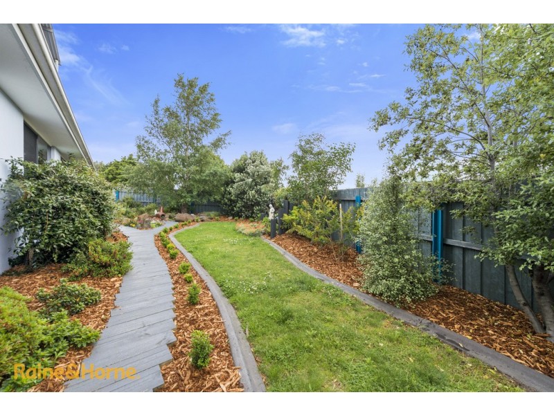 12 Adelong Drive, Kingston TAS 7050