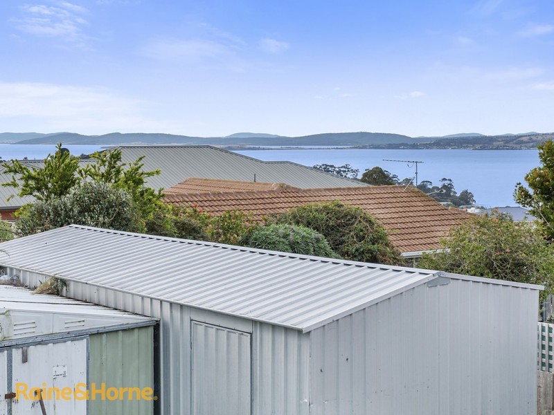 61 Woodlands Drive, Blackmans Bay TAS 7052