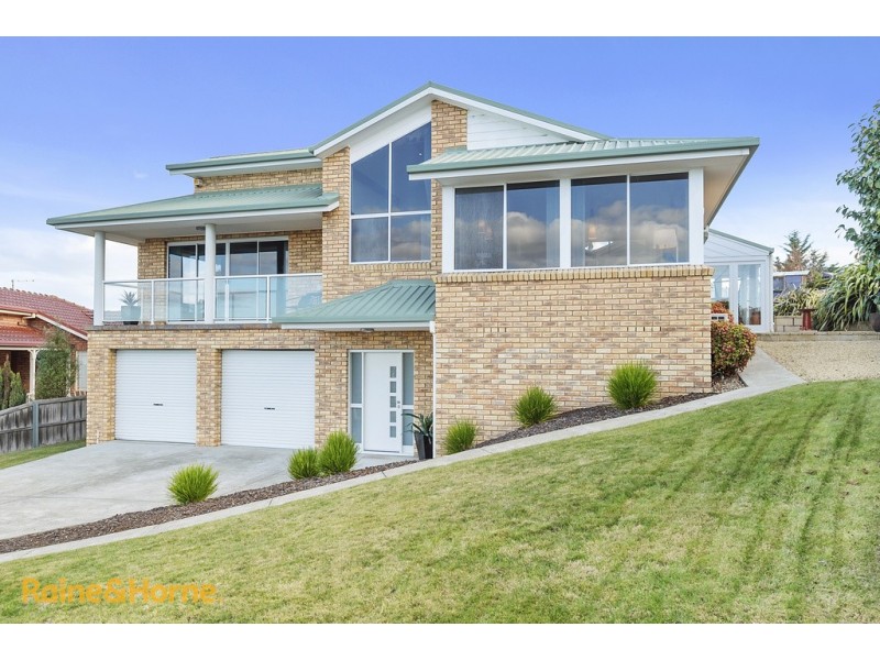 10 Timbertop Drive, Blackmans Bay TAS 7052