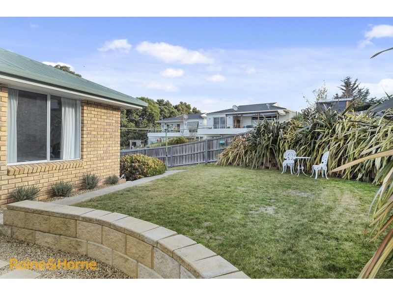 10 Timbertop Drive, Blackmans Bay TAS 7052