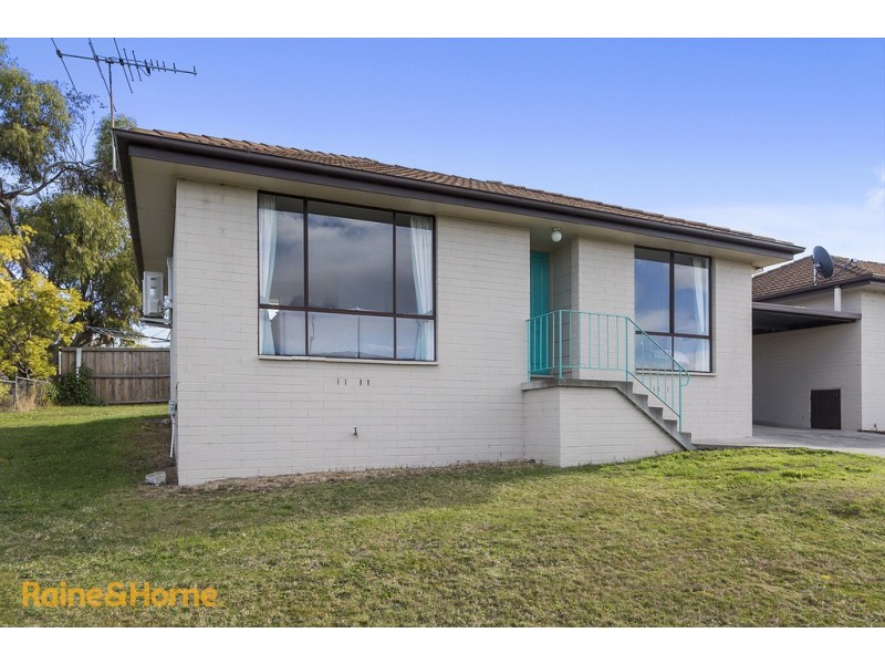 2/9 Crystal Downs Drive, Blackmans Bay TAS 7052