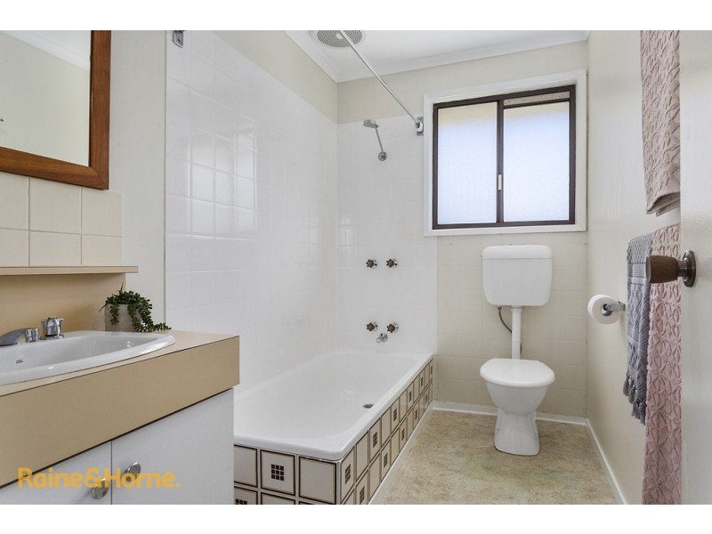 2/9 Crystal Downs Drive, Blackmans Bay TAS 7052