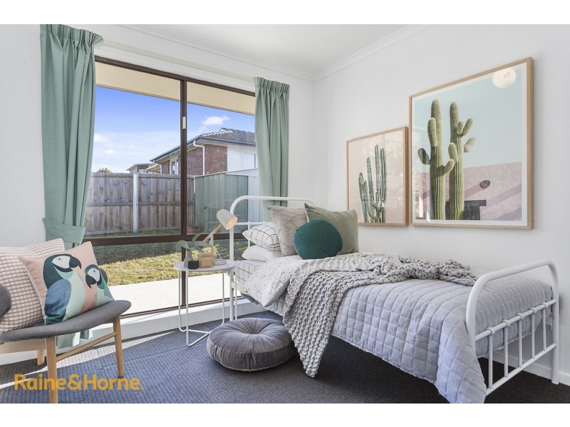 2/9 Crystal Downs Drive, Blackmans Bay TAS 7052