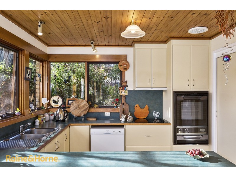 2A Moir Road, Kingston TAS 7050