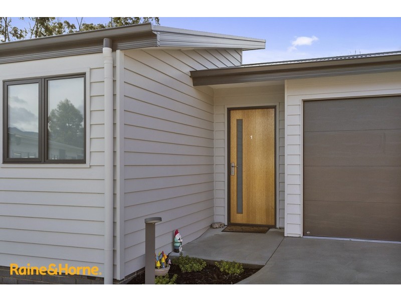 1/358 Redwood Road, Kingston TAS 7050