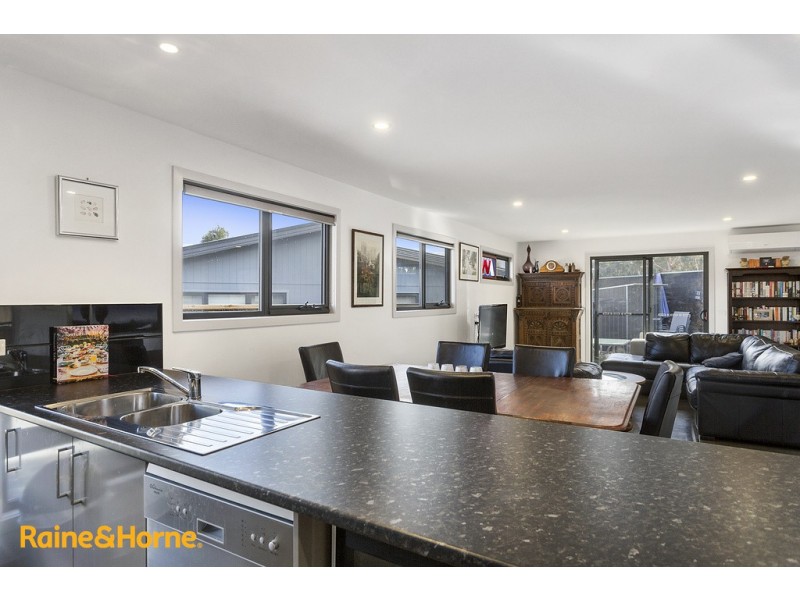 1/358 Redwood Road, Kingston TAS 7050