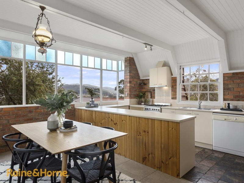 56 Auburn Road, Kingston Beach TAS 7050