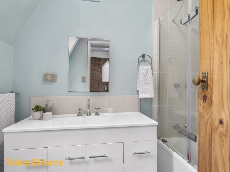 56 Auburn Road, Kingston Beach TAS 7050