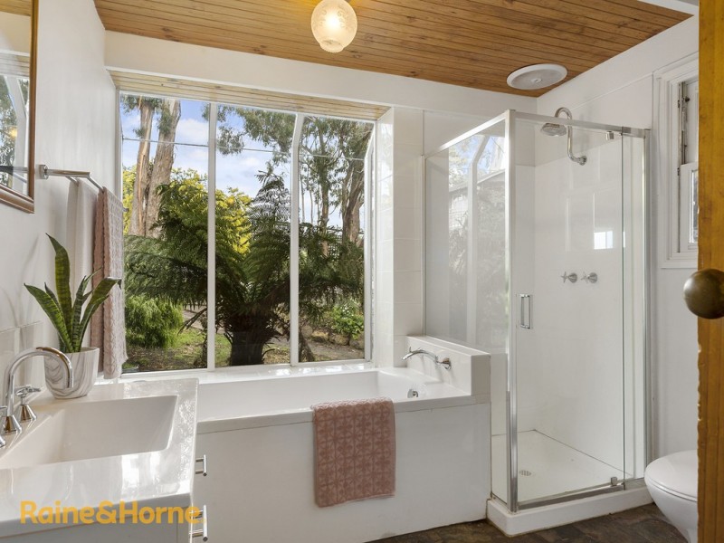 56 Auburn Road, Kingston Beach TAS 7050