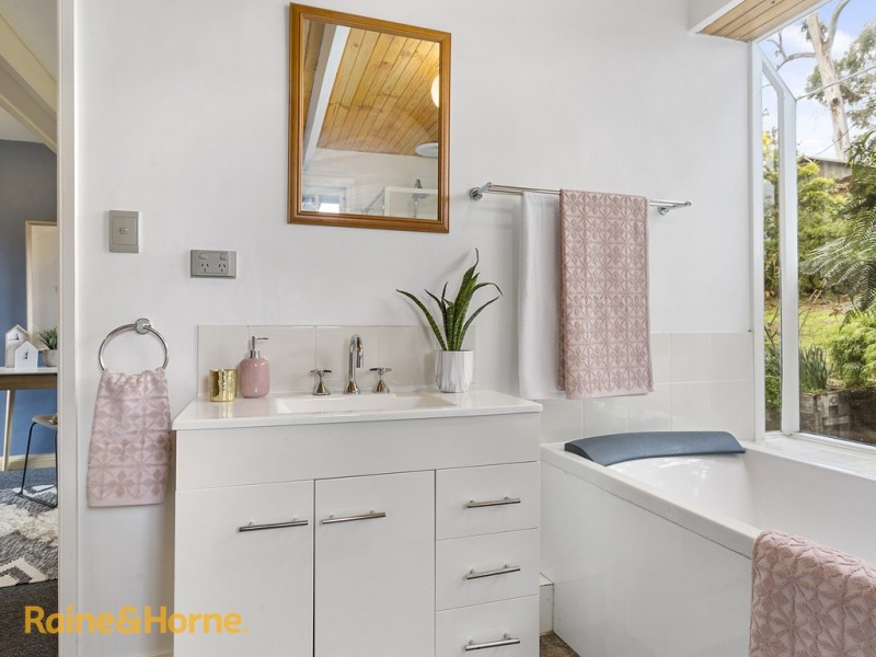 56 Auburn Road, Kingston Beach TAS 7050