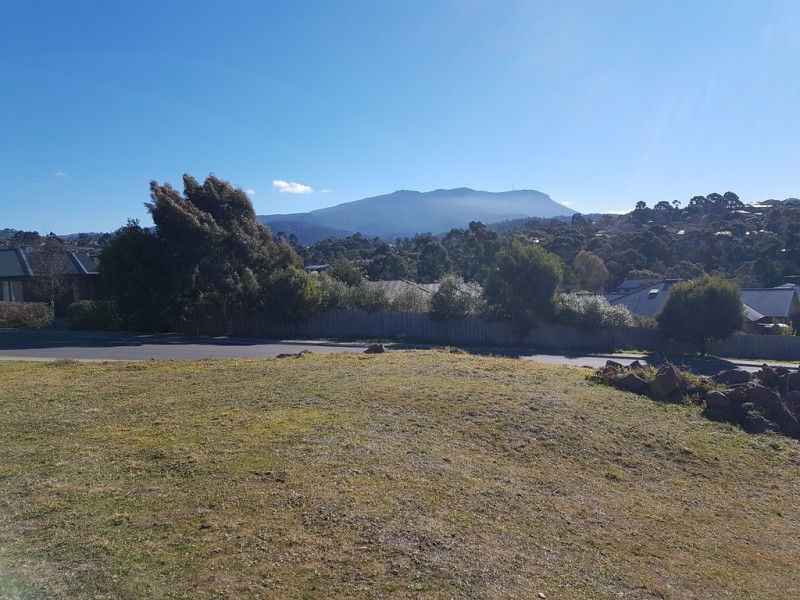 2 Alicia Road, Kingston TAS 7050