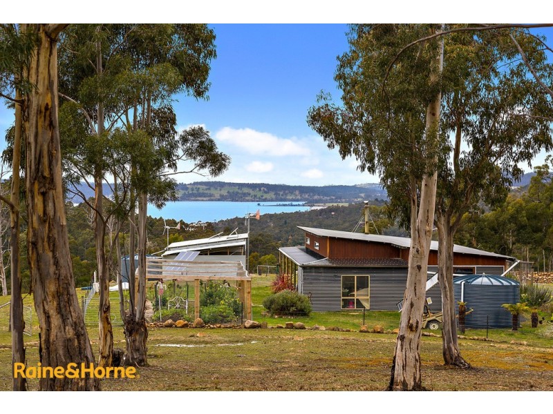 38 Bruschs Road, Oyster Cove TAS 7150