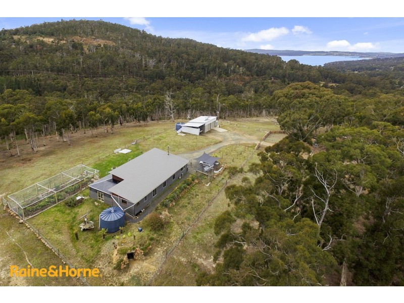 38 Bruschs Road, Oyster Cove TAS 7150