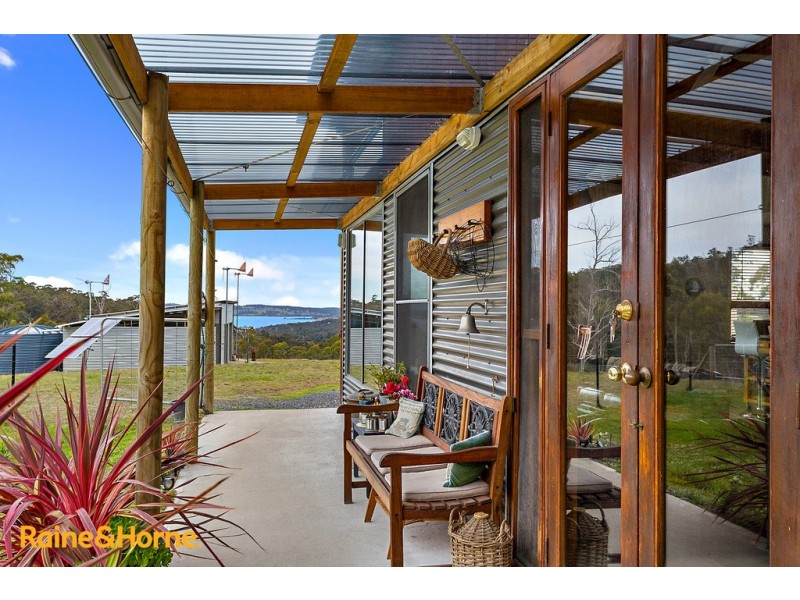 38 Bruschs Road, Oyster Cove TAS 7150