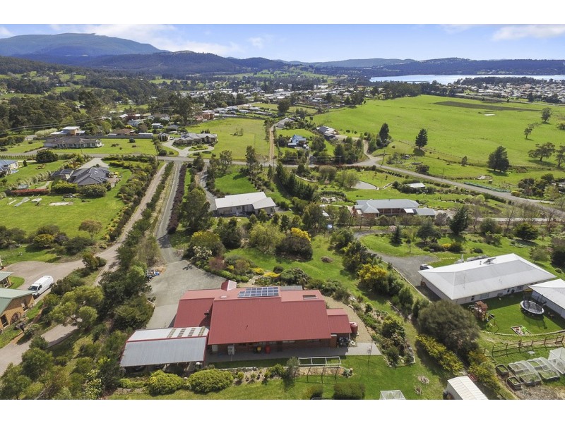 12 Englefield Drive, Margate TAS 7054