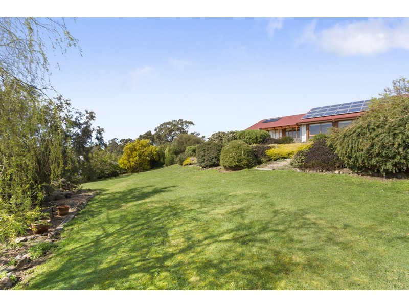 12 Englefield Drive, Margate TAS 7054