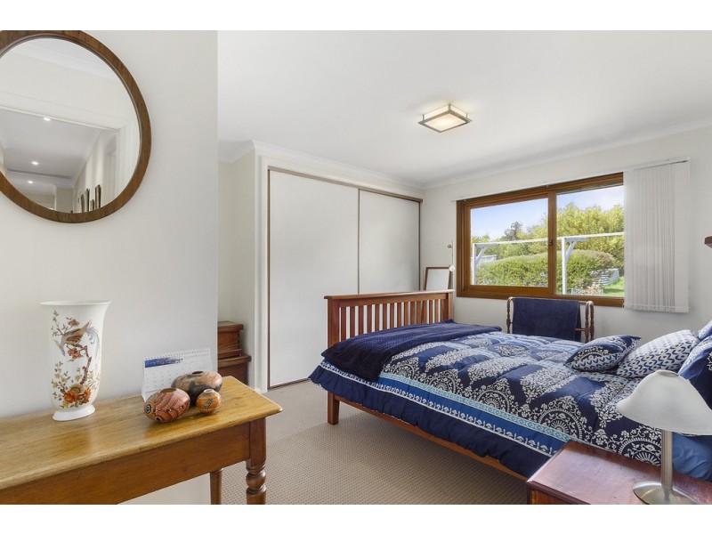 12 Englefield Drive, Margate TAS 7054