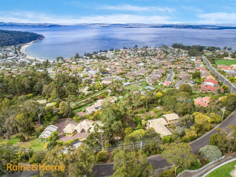 45 Jindabyne Road, Kingston Beach TAS 7050