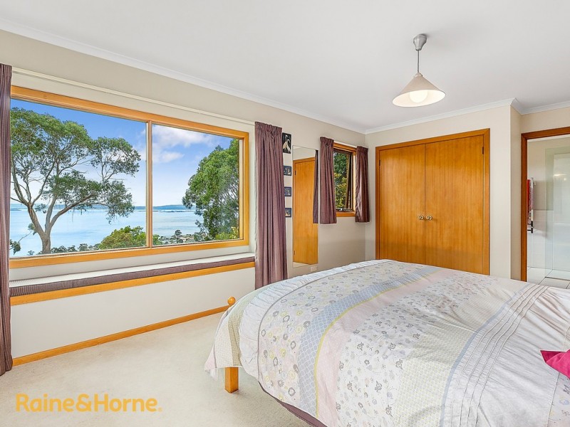 45 Jindabyne Road, Kingston Beach TAS 7050