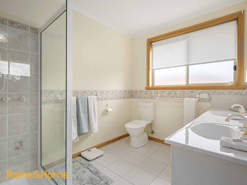 3 Cider Gum Drive, Blackmans Bay TAS 7052