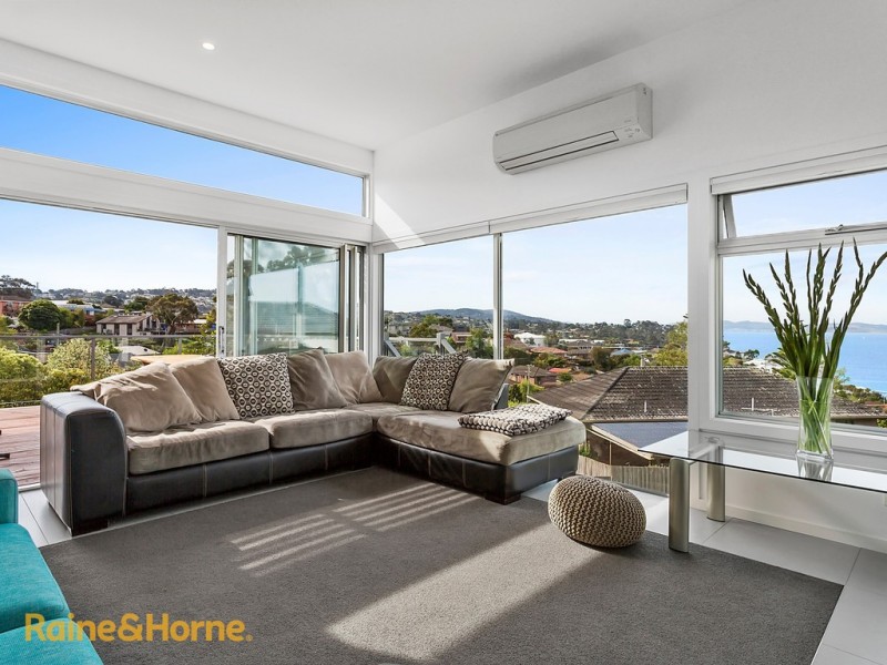 9 Thornton Close, Blackmans Bay TAS 7052