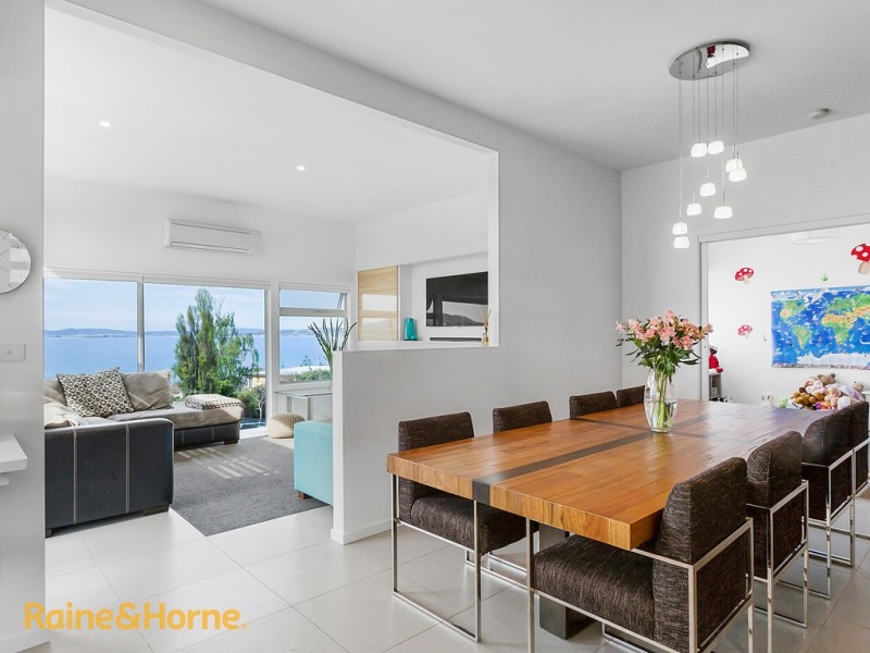9 Thornton Close, Blackmans Bay TAS 7052