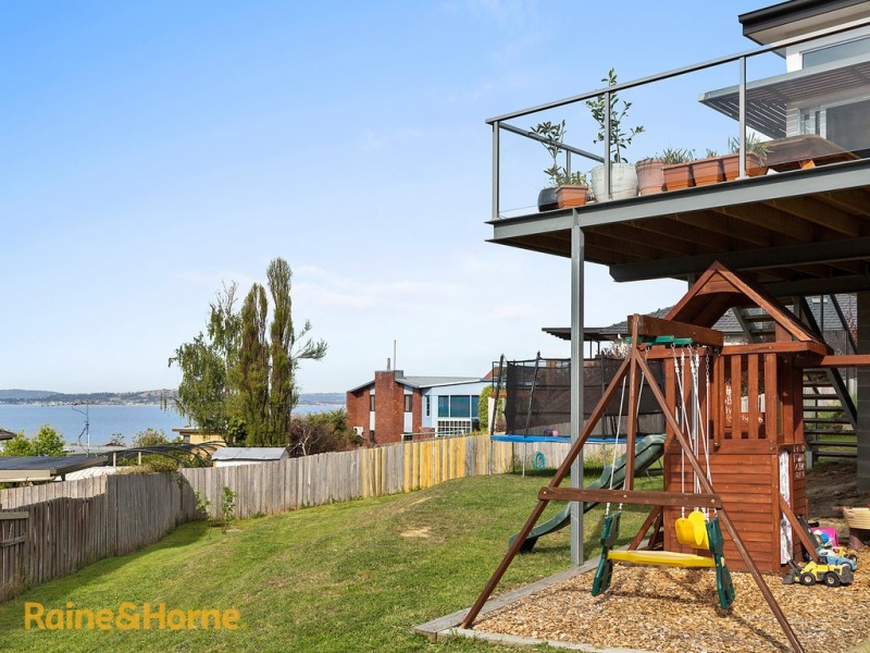 9 Thornton Close, Blackmans Bay TAS 7052