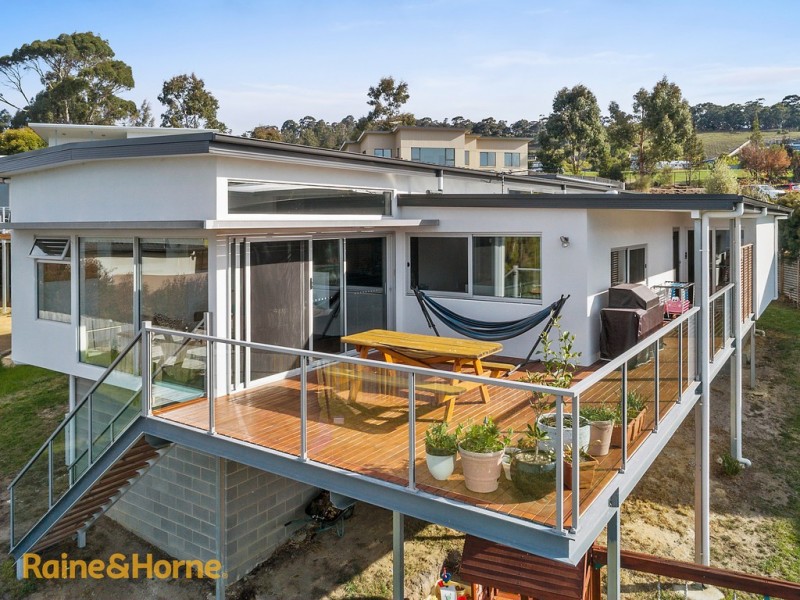 9 Thornton Close, Blackmans Bay TAS 7052