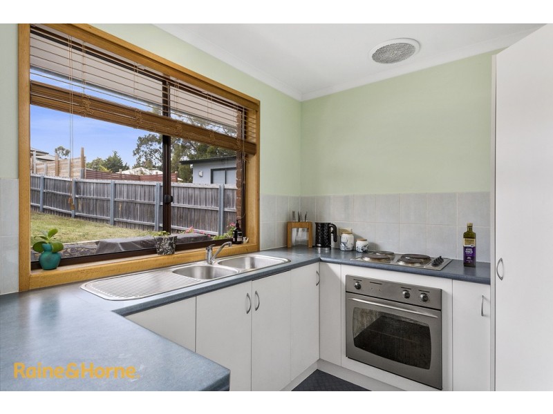 2 Kingfisher Street, Kingston TAS 7050