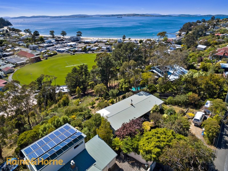 40 Roslyn Avenue, Kingston Beach TAS 7050