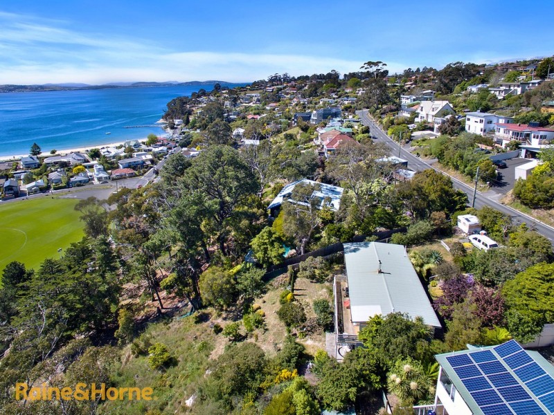 40 Roslyn Avenue, Kingston Beach TAS 7050