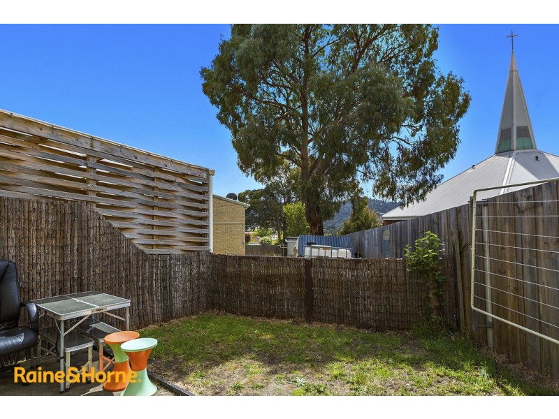 4/30 Maranoa Road, Kingston TAS 7050
