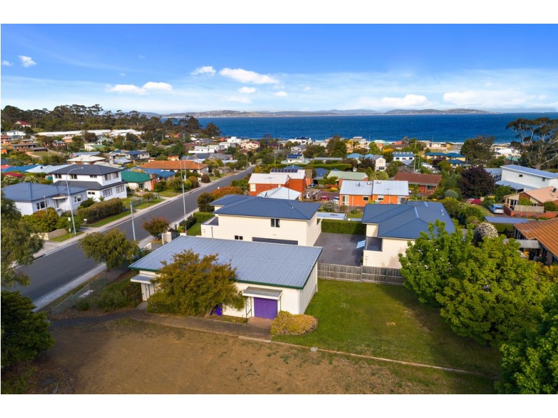 19-23 Pearsall Avenue, Blackmans Bay TAS 7052