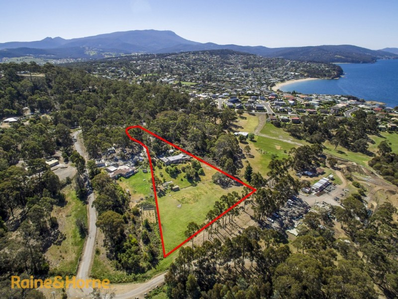 106 Tinderbox Road, Blackmans Bay TAS 7052