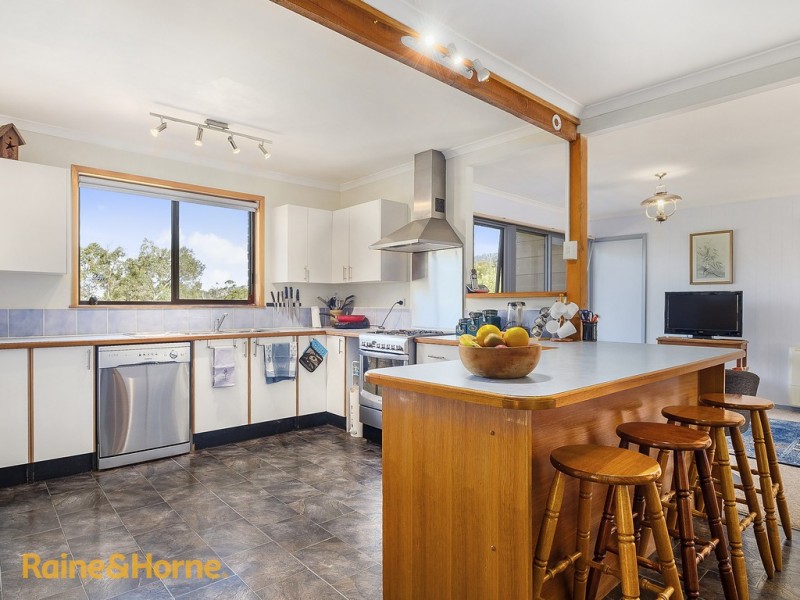 106 Tinderbox Road, Blackmans Bay TAS 7052