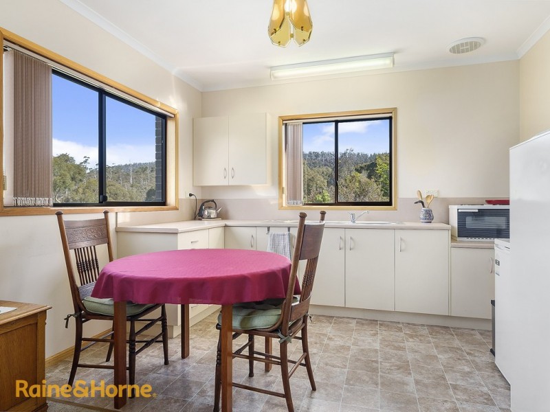 106 Tinderbox Road, Blackmans Bay TAS 7052