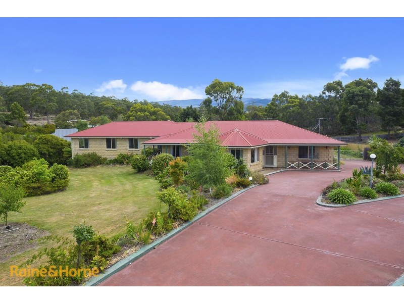 62 Lady Penrhyn Drive, Blackmans Bay TAS 7052
