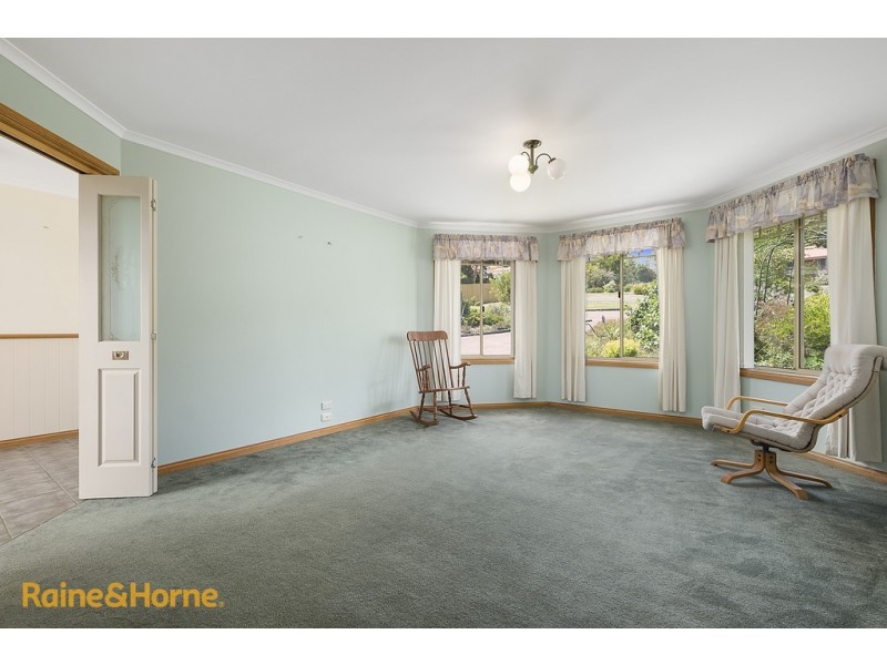 62 Lady Penrhyn Drive, Blackmans Bay TAS 7052