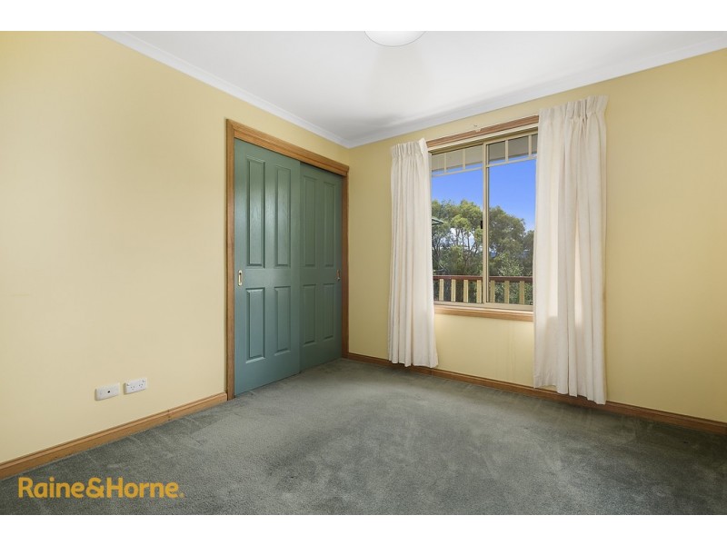 62 Lady Penrhyn Drive, Blackmans Bay TAS 7052