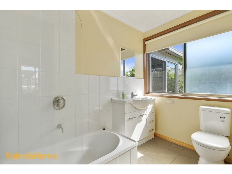 73 Channel Highway, Kingston TAS 7050