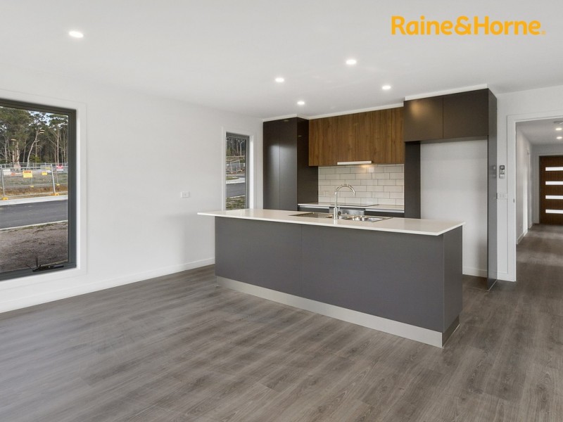 88 Apolline Drive, Kingston TAS 7050