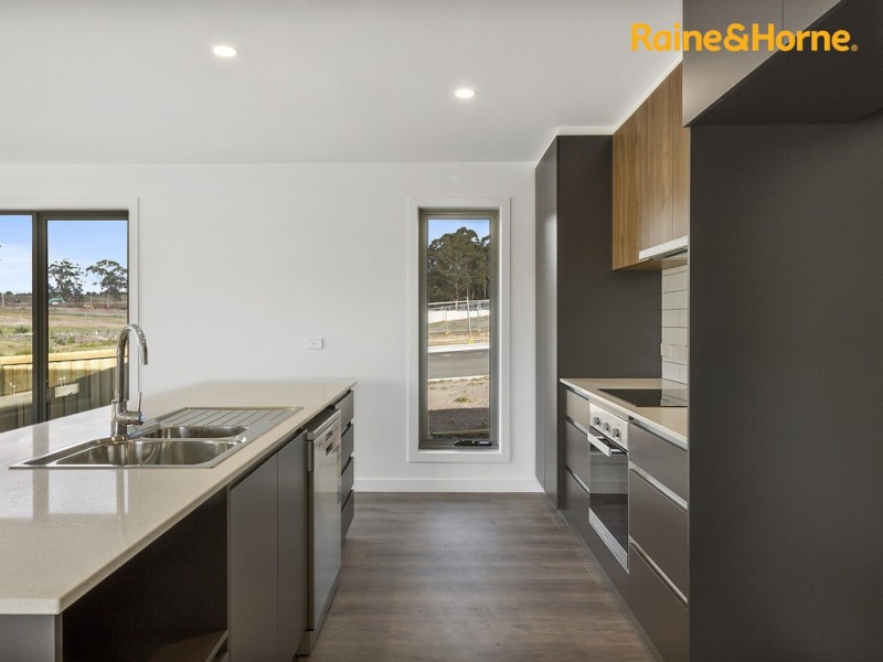 88 Apolline Drive, Kingston TAS 7050