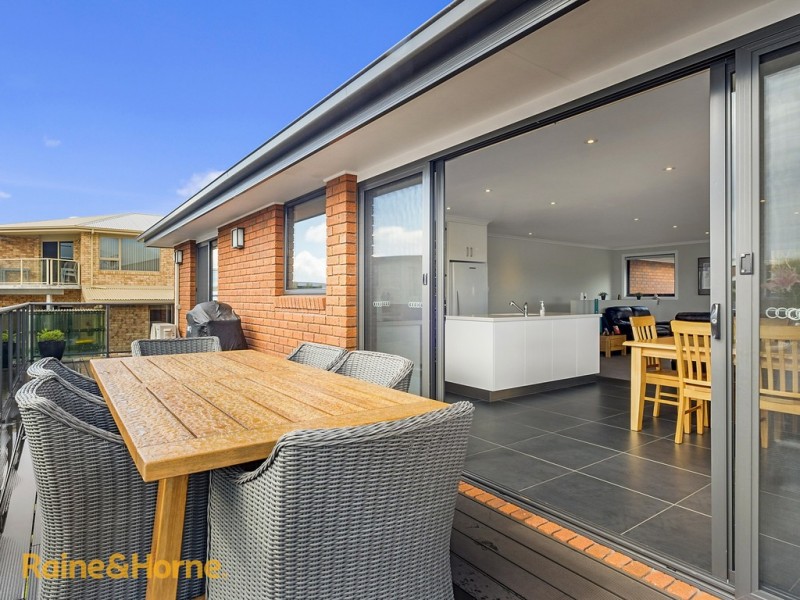68 Tinderbox Road, Blackmans Bay TAS 7052