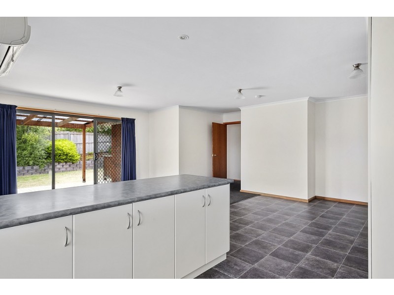 17 Fairview Drive, Kingston TAS 7050