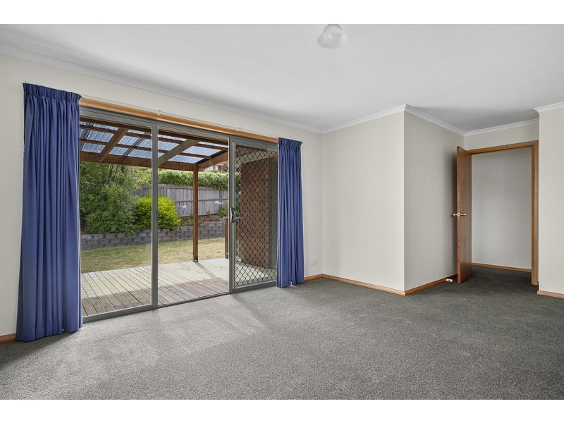 17 Fairview Drive, Kingston TAS 7050