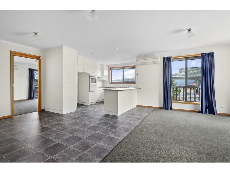 17 Fairview Drive, Kingston TAS 7050